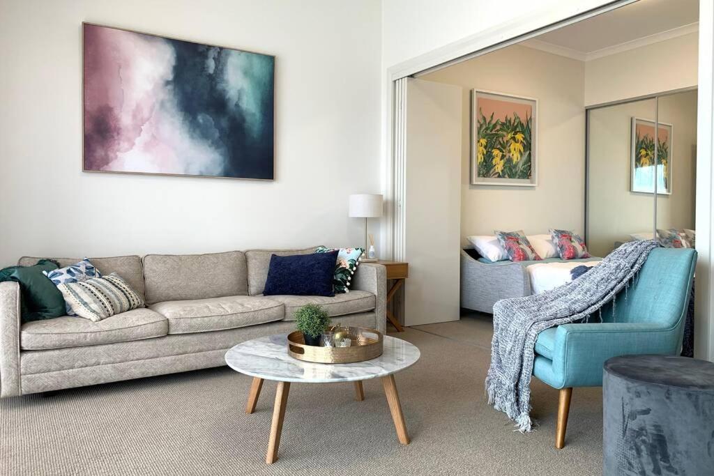 Mariner'S Cove ~ Luxe Waterfront Apartment Mindarie Exterior photo